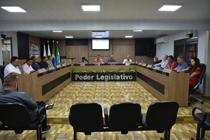 Câmara realiza Sessão Ordinária e Extraordinária com homenagens e aprovação de contas